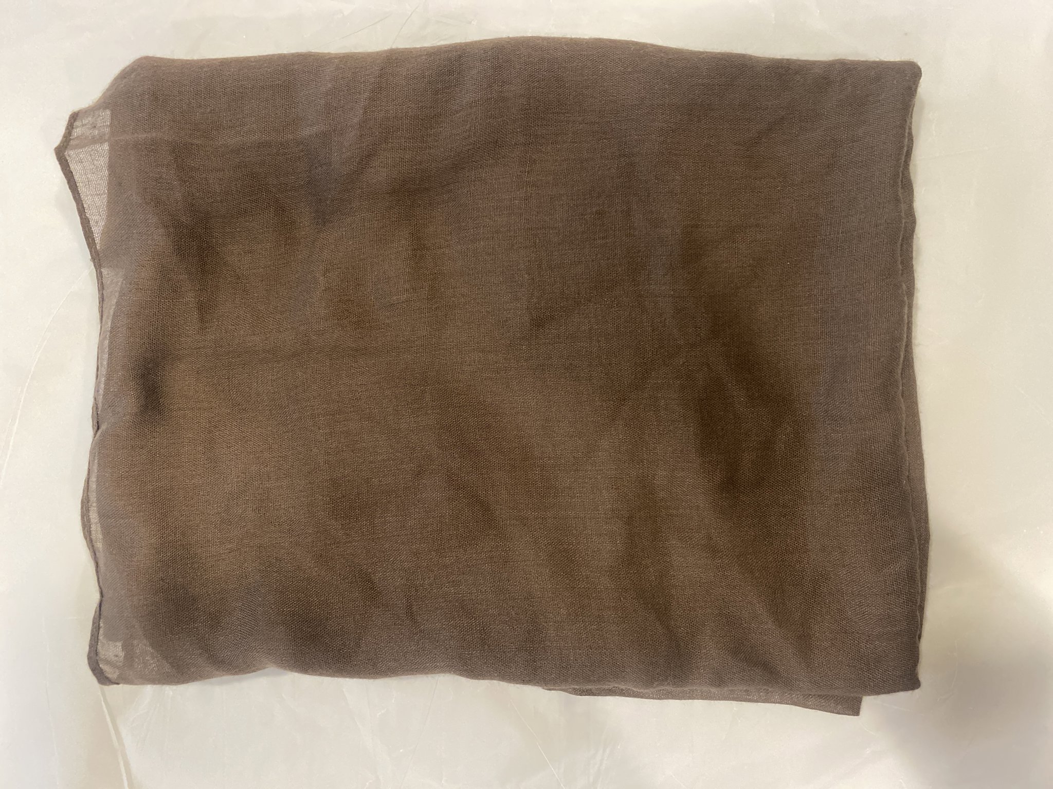 صورة حجاب شال لون بني (مخزون ٢)