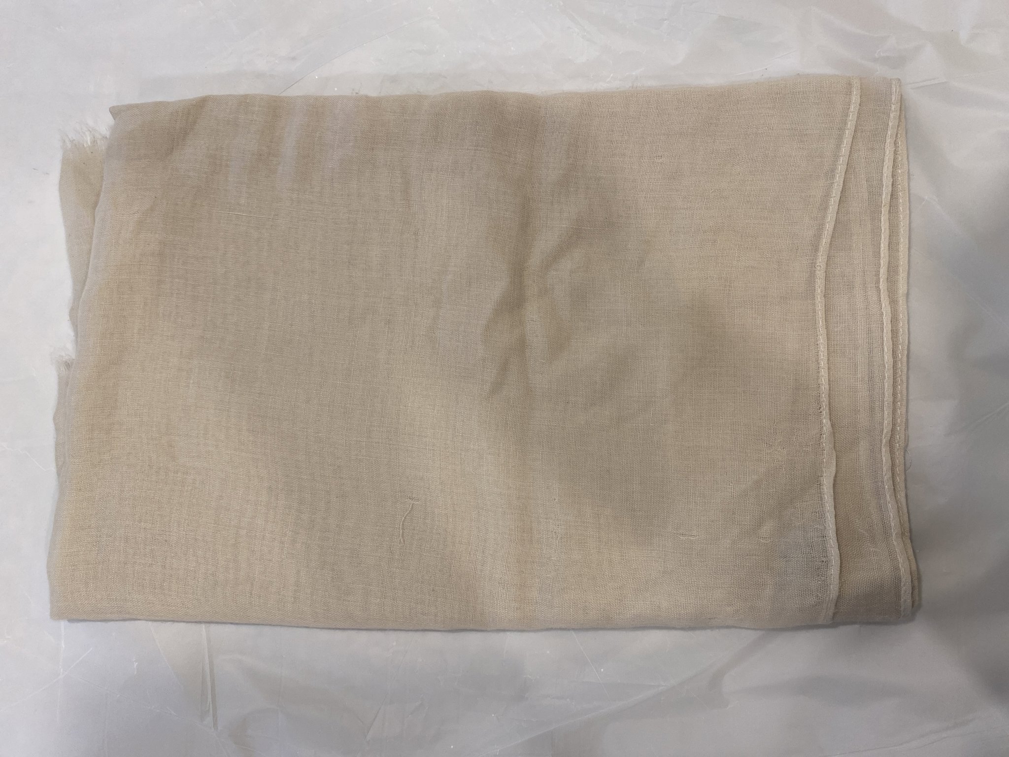 صورة حجاب شال لون بيج فاتح (مخزون ٥)