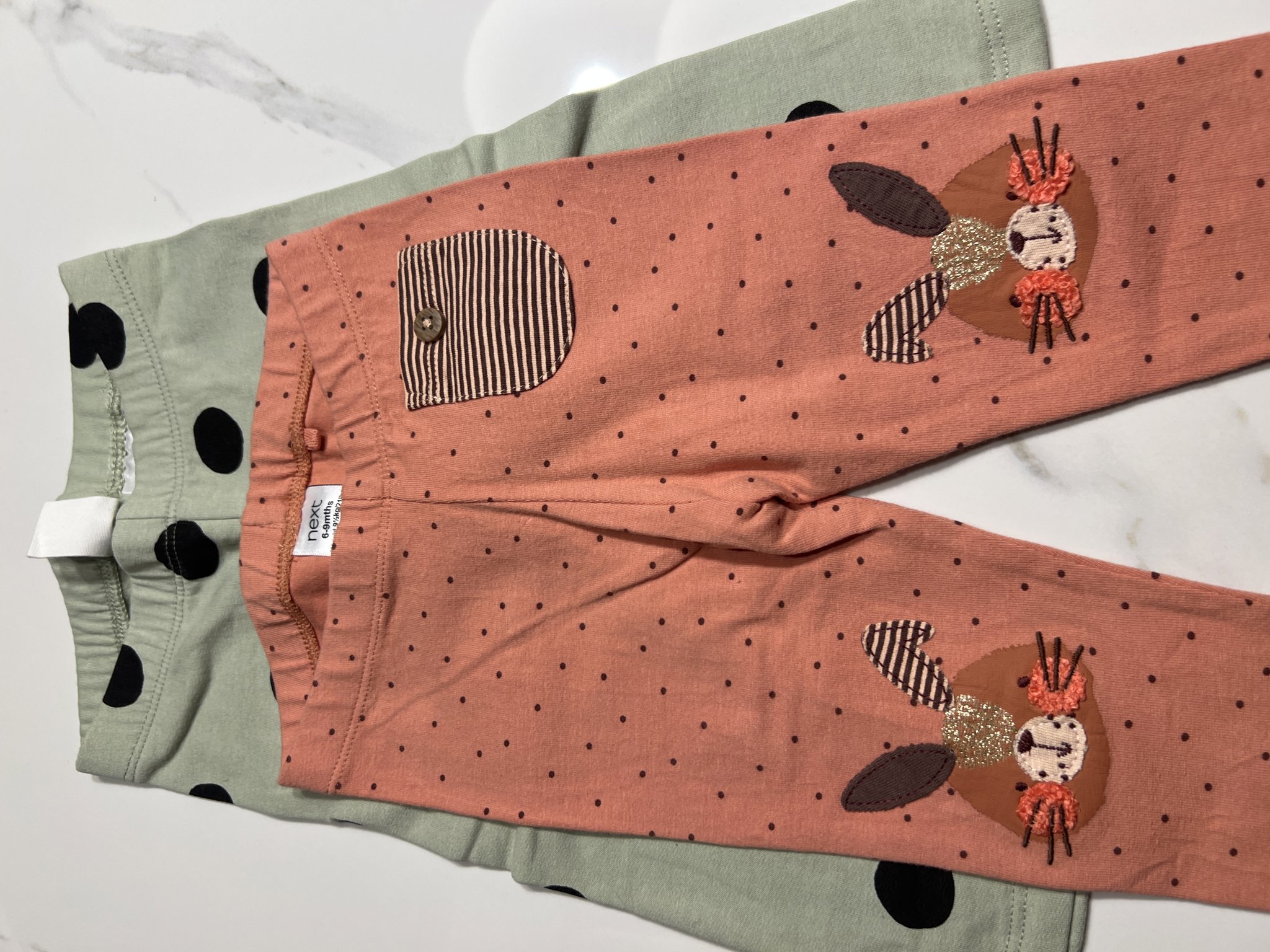 صورة بنطرون اطفال بناتي مقاس ٦ اشهر 