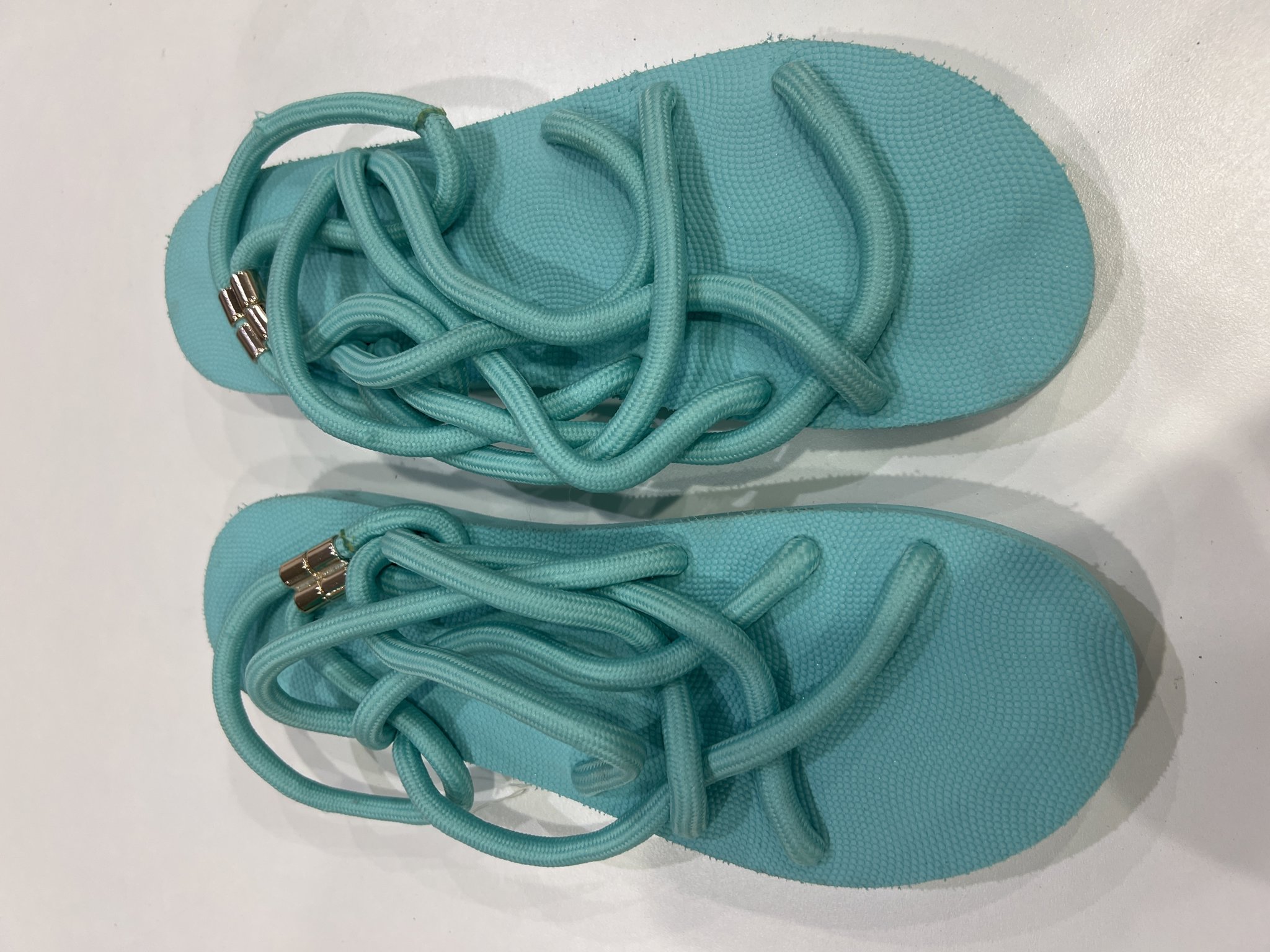 صورة حذاء بناتي تركواز مقاس ٣١