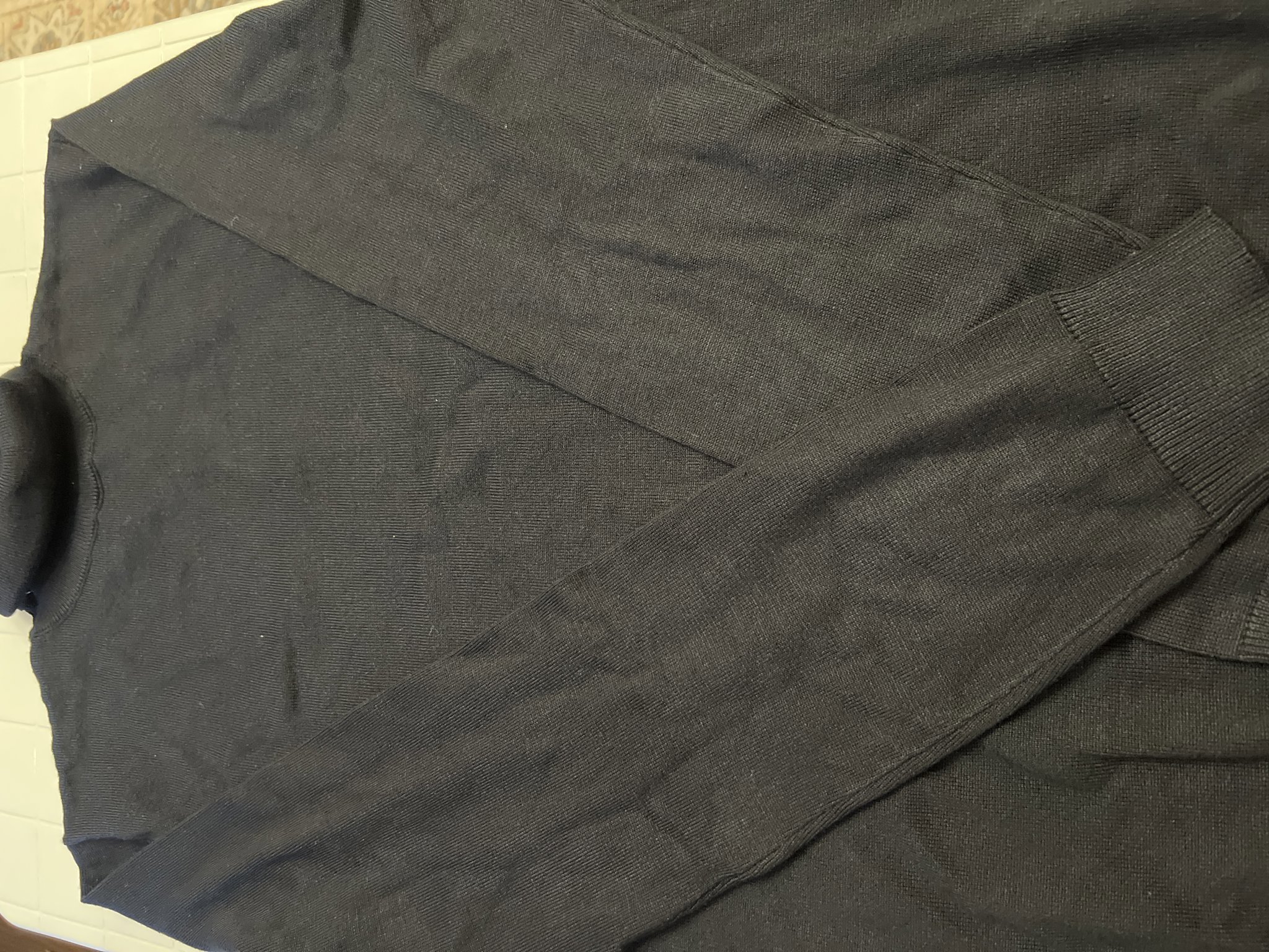 صورة بلوزه رجالي مقاس ميديوم -129