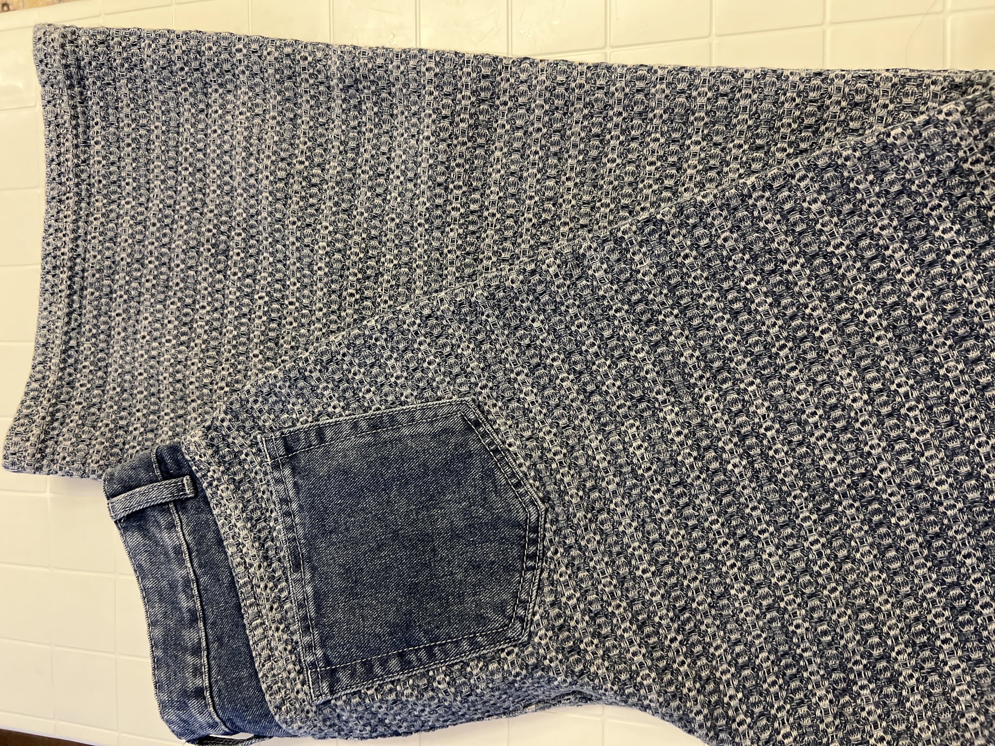 صورة بنطرون بناتي جينز غامج مقاس ١٢ سنه -138